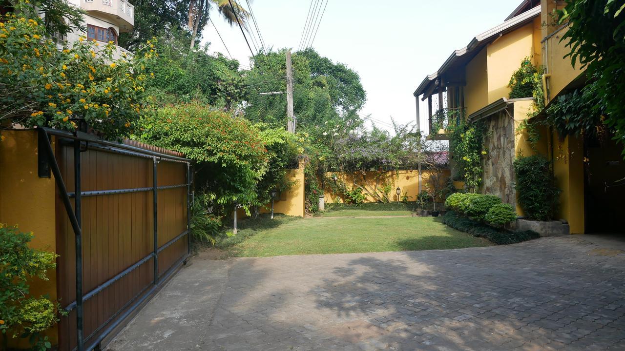 Yoho Home Away Home Kandy Kültér fotó